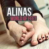 alinasworldoffeet